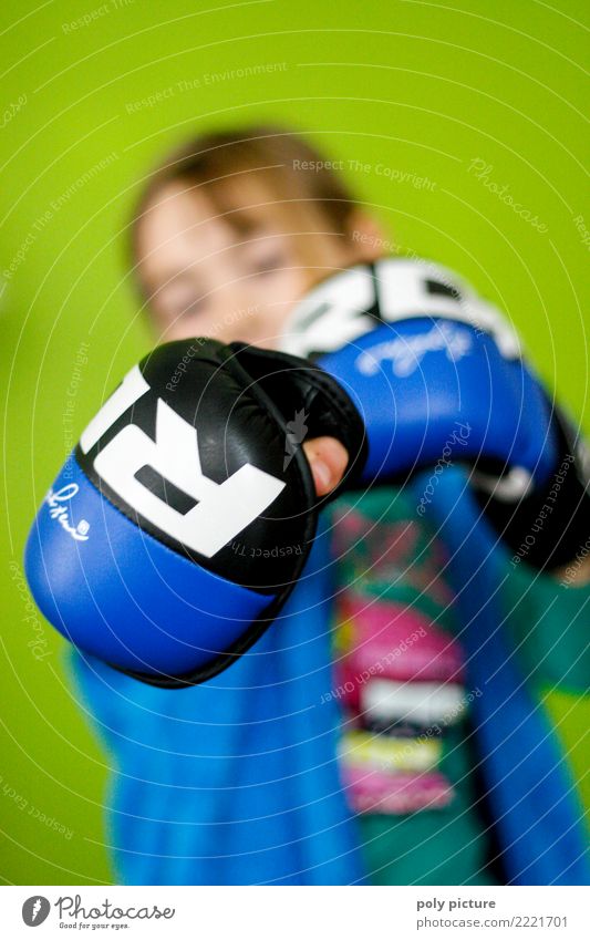 Boxing Girl Gesundheit Leben Sport Fitness Sport-Training Kampfsport Krav Maga Boxkampf Boxhandschuhe feminin 3-8 Jahre Kind Kindheit 8-13 Jahre kämpfen