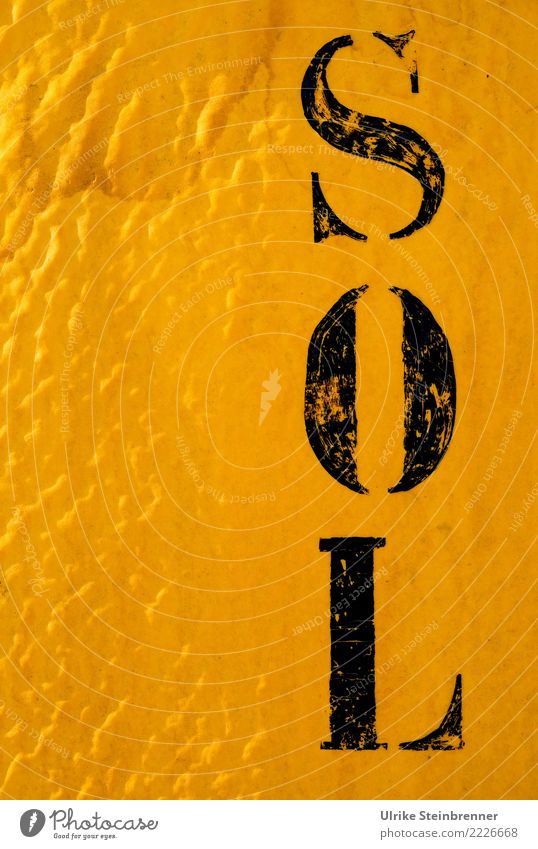 Drauf warten Industrie Schifffahrt Boje Stahl Zeichen Schriftzeichen Schilder & Markierungen Hinweisschild Warnschild Verkehrszeichen leuchten stehen gelb