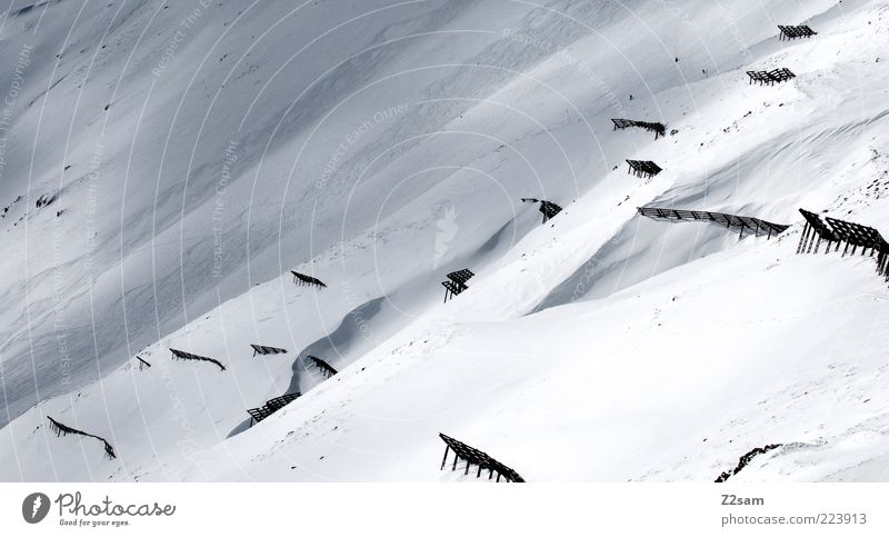 spielverderber II Ferien & Urlaub & Reisen Winter Berge u. Gebirge Umwelt Natur Landschaft schlechtes Wetter Schnee Alpen trist blau grau Lawinenfangzaun
