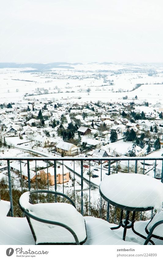 Draußen nur Kännchen Winter Winterurlaub Berge u. Gebirge Restaurant Landschaft Dorf Kleinstadt Stimmung Schneelandschaft Panorama (Aussicht) Horizont