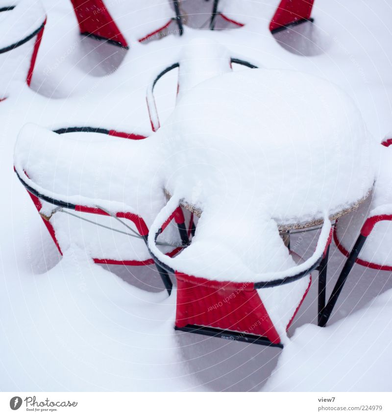 25. Dezember 2010 Stuhl Tisch Umwelt Klima Eis Frost Schnee Zeichen authentisch einfach modern oben positiv rot Stimmung Gastronomie Terrasse Neuschnee Rekord
