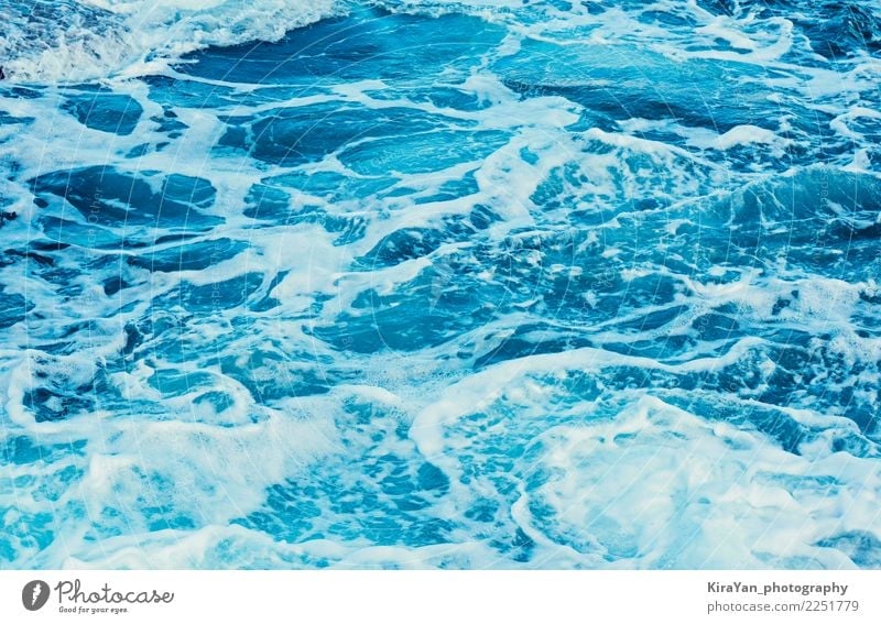 Aqua blaues Meerwasser, natürliches Licht der Beschaffenheit und Wellen Schwimmbad Sommer Tapete Natur Wasser Schönes Wetter Unwetter Wind Gletscher Strand