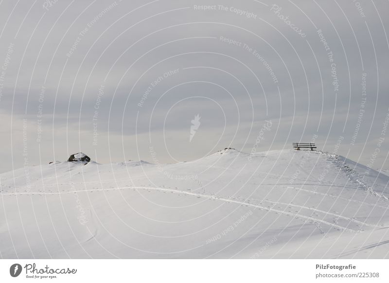 Ruhe Skispur Umwelt Natur Himmel Winter Alpen Berge u. Gebirge Gipfel schwarz weiß ruhig Bank Wolken Farbfoto Menschenleer Schnee