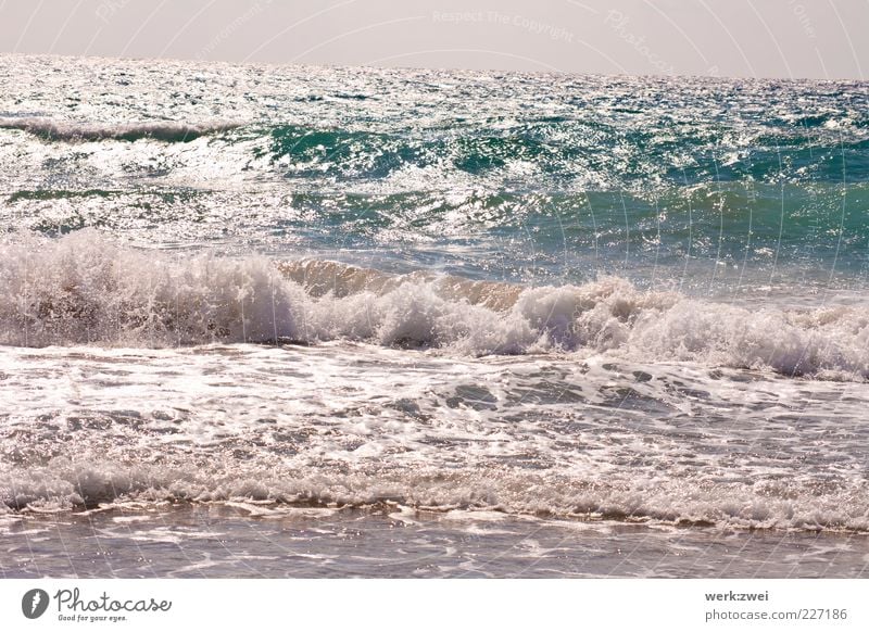 ocean Ferne Freiheit Sommer Strand Meer Wellen Umwelt Natur Landschaft Wasser Wassertropfen Horizont Sonnenlicht Schönes Wetter Küste Griechenland Rhodos
