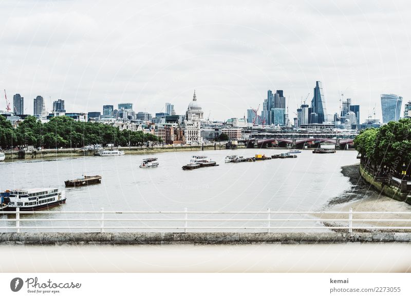 Blick auf den Financial District Freizeit & Hobby Ferien & Urlaub & Reisen Tourismus Ausflug Ferne Freiheit Sightseeing Städtereise Fluss Themse London England