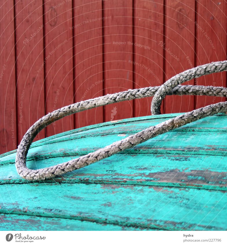 Bootsschuppengedöns Bootshaus Seil Fassade Fischerboot Holz Linie alt ästhetisch authentisch einfach grün rot Sehnsucht Vergänglichkeit Farbe Ordnung Stimmung