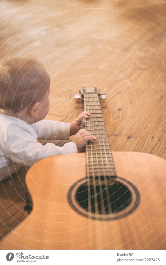 man kann nicht früh genug beginnen Kindererziehung Bildung lernen Mensch maskulin feminin Baby Kleinkind Kindheit Leben Hand Finger 1 Kunst Kultur Musik Gitarre