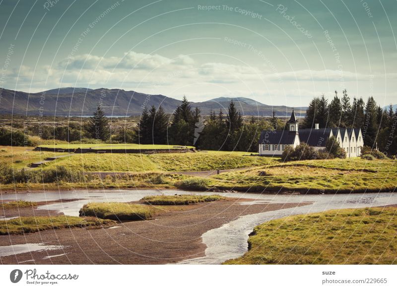 Þingvellir Haus Umwelt Natur Landschaft Himmel Wiese Fluss Kirche Sehenswürdigkeit außergewöhnlich historisch Einsamkeit einzigartig Idylle Religion & Glaube