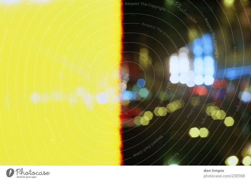 das bild ist noch nicht fertig! Nachtleben St. Pauli bevölkert Verkehr Straße glänzend leuchten mehrfarbig gelb Surrealismus Light leak analog Farbfoto