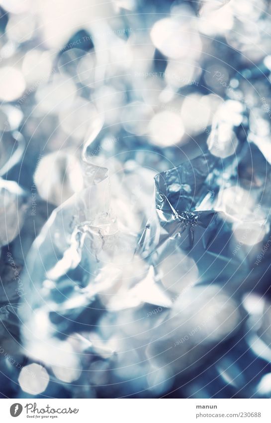 Alu Verpackung Kitsch Krimskrams Metallfolie Hintergrundbild Lichtpunkt glänzend authentisch eckig hell kalt silber Farbfoto Nahaufnahme Detailaufnahme abstrakt