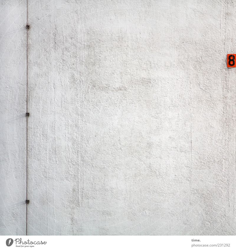 grau|rot Mauer Wand Ziffern & Zahlen Schilder & Markierungen einfach Genauigkeit Ordnung Perspektive Präzision Befestigung vertikal Putz Farbfoto Außenaufnahme