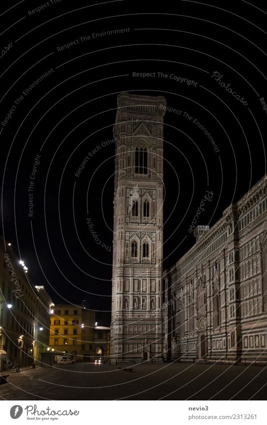 Santa Maria del Fiore (Kathedrale von Florenz) bei Nacht Stadt Hauptstadt Stadtzentrum Altstadt Menschenleer Kirche Dom Platz Turm Bauwerk Gebäude Architektur