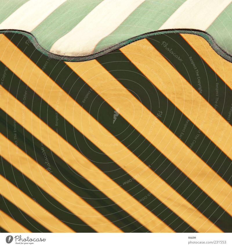 Sonnenklar Design Linie Streifen gelb grün Markise Wetterschutz graphisch Grafik u. Illustration Farbfoto mehrfarbig Außenaufnahme Muster Strukturen & Formen