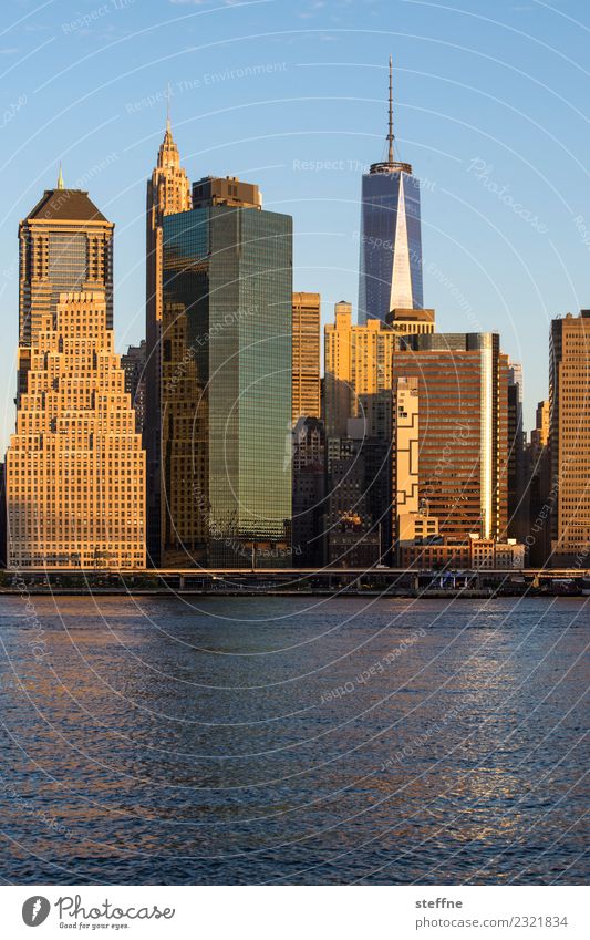 NYC18 New York City Skyline USA Hochhaus Stadt Manhattan Brooklyn East River Stadtzentrum One World Trade Center Sonnenaufgang