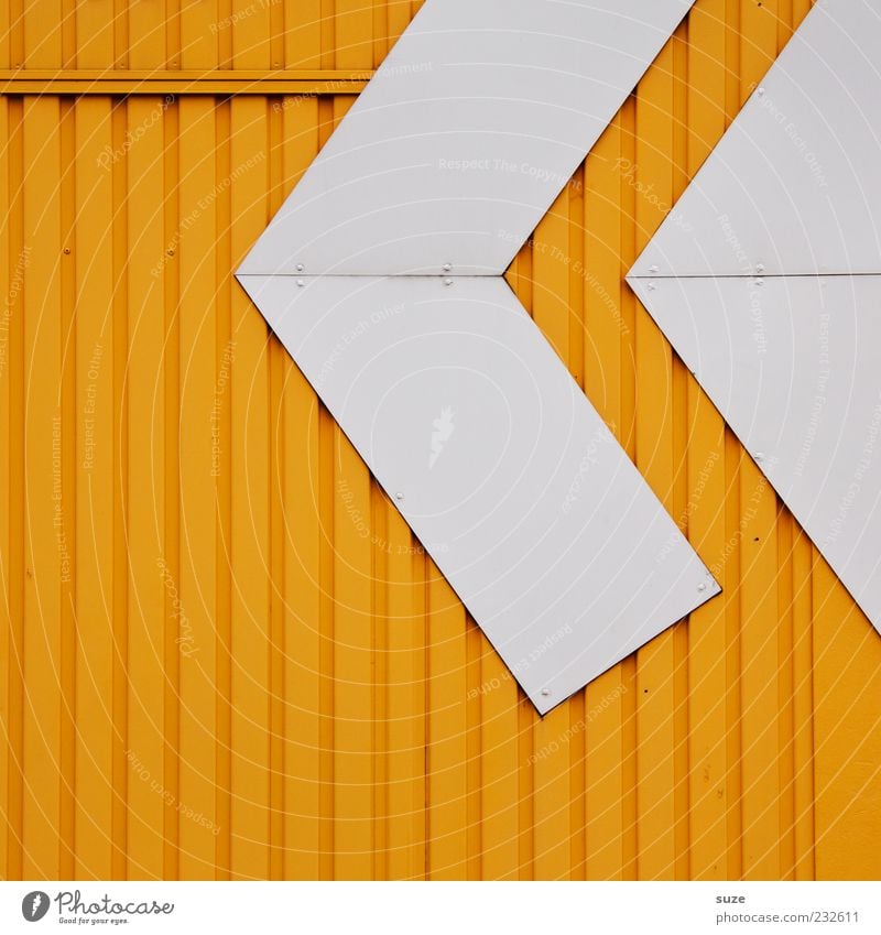Replay Stil Design Architektur Fassade Linie Pfeil authentisch eckig einfach modern Spitze gelb weiß Wand Container Wellblech Hintergrundbild Metall Streifen