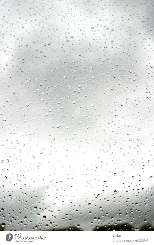 regentropfenfenster Fenster Regen nass Herbst Wassertropfen Fensterscheibe Wetter