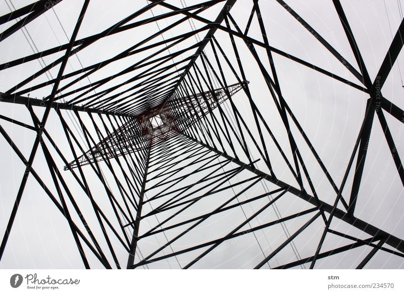 energie Technik & Technologie Energiewirtschaft Industrie Elektrizität Strommast Turm Bauwerk ästhetisch Kraft Netzwerk Ordnung Präzision rein Symmetrie