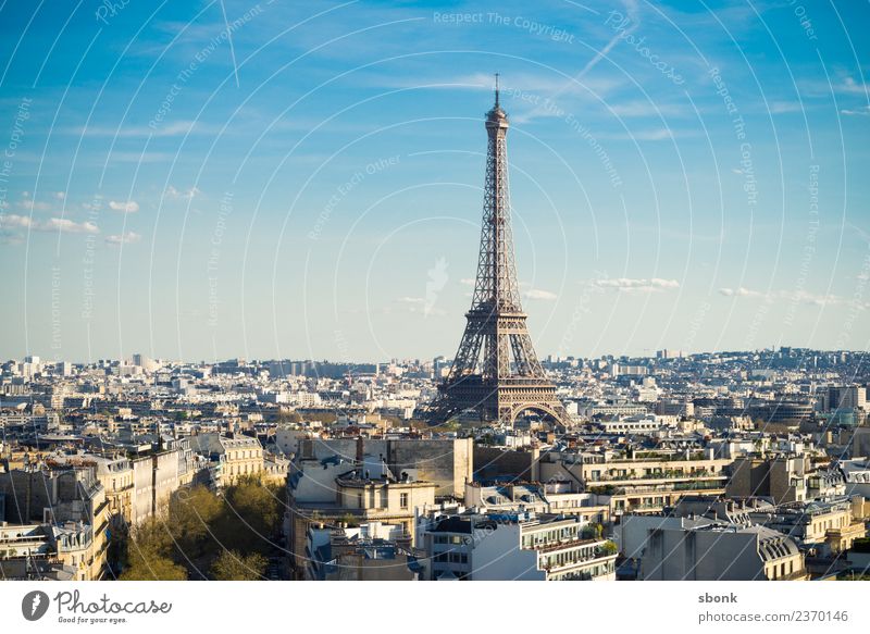 Paris Skyline Bauwerk Gebäude Architektur Sehenswürdigkeit Wahrzeichen Denkmal Tour d'Eiffel Ferien & Urlaub & Reisen Textfreiraum oben Tag