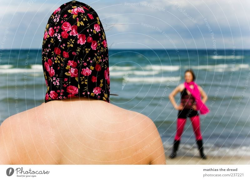 GEGENÜBER Lifestyle elegant Stil feminin Junge Frau Jugendliche Kopf Rücken 18-30 Jahre Erwachsene Wasser Himmel Wolken Sommer Wellen Küste Meer Bekleidung Rock