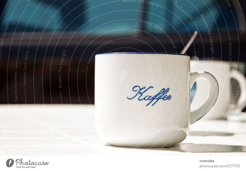 Kaffee-Pause Getränk trinken Heißgetränk Kakao Latte Macchiato Tee Tasse Becher Erholung Schriftzeichen genießen weiß ruhig Durst Kaffeetasse Tragegriff