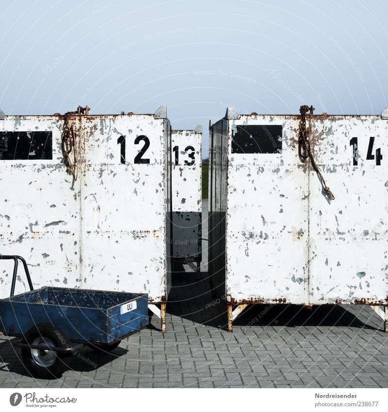 Spiekeroog | 12, 13, 14 Ferien & Urlaub & Reisen Arbeit & Erwerbstätigkeit Güterverkehr & Logistik Dienstleistungsgewerbe Verkehr Container Verpackung Kasten