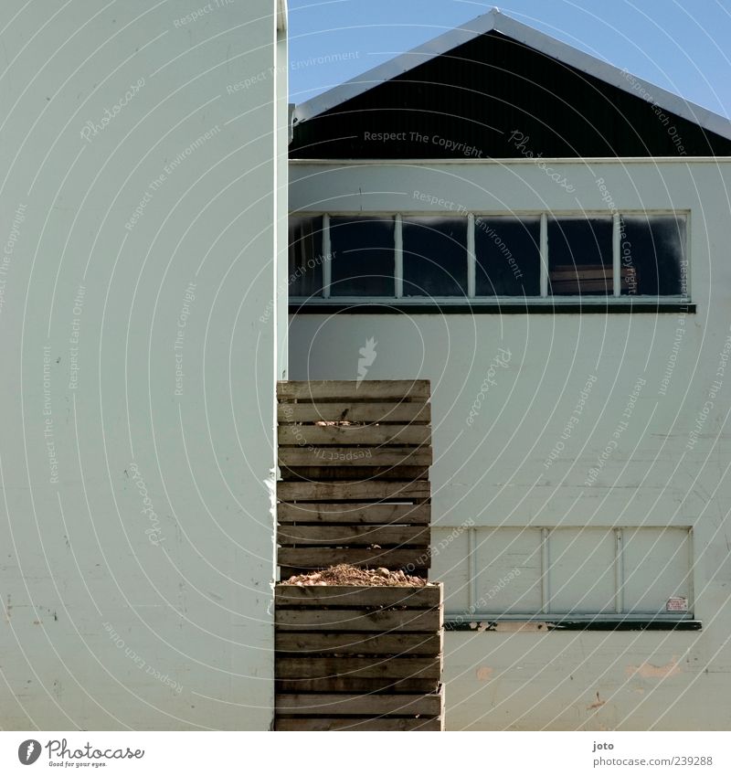 stapel Neuseeland Kleinstadt Menschenleer Haus Industrieanlage Fabrik Gebäude Lager eckig ruhig Lagerhalle Kiste Stapel Fenster Karton aufbewahren Hinterhof