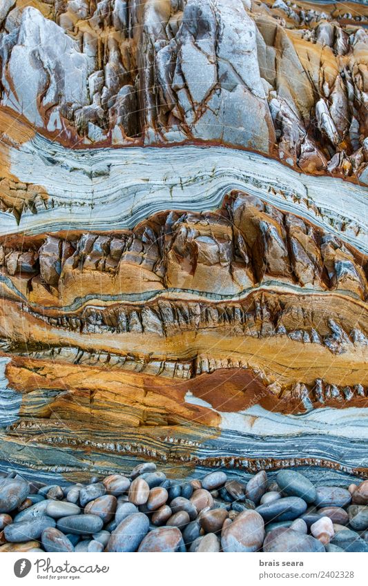 Sedimentäre Gesteinsstruktur Strand Meer Tapete Wissenschaften Umwelt Natur Erde Felsen Küste natürlich blau gelb Design Farbe Kunst Spanien Europa sedimentär