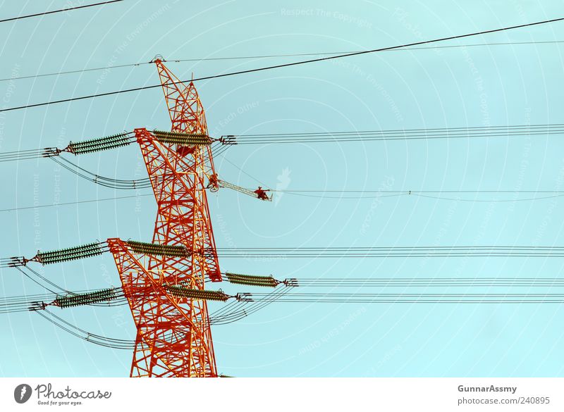 Hoch² Handwerker Arbeitsplatz Industrie Dienstleistungsgewerbe Energiewirtschaft Kabel Seil Technik & Technologie Infrastruktur Stahl Zeichen Linie blau rot