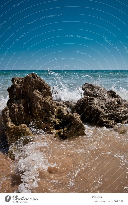 Splash III Landschaft Sand Wasser Wassertropfen Strand Schwimmen & Baden entdecken Erholung Portugal Algarve Gale Vale Parra Brandung Erfrischung Farbfoto