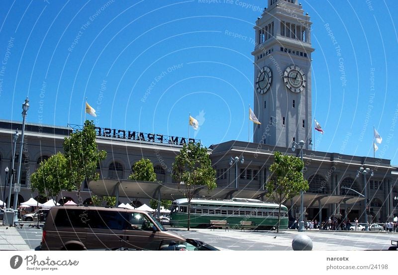 san francisco San Francisco Amerika Uhr Hafen Turm USA Turmuhr Blauer Himmel Klarer Himmel Wolkenloser Himmel himmelblau Anschnitt Bildausschnitt