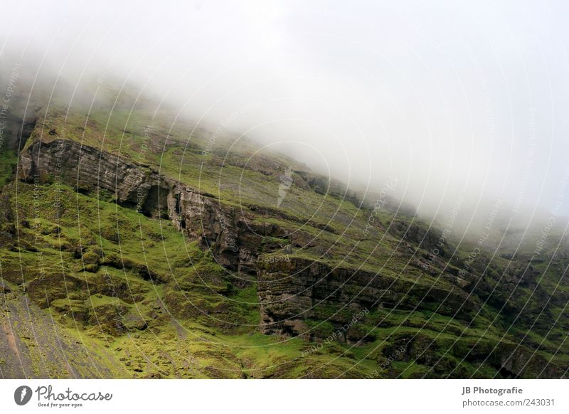Icelands Nature Landschaft Wolken Nebel Berge u. Gebirge Wasserfall ruhig Island Skógafoss Eyjafjallajökull Skógar grün schön Farbfoto Außenaufnahme