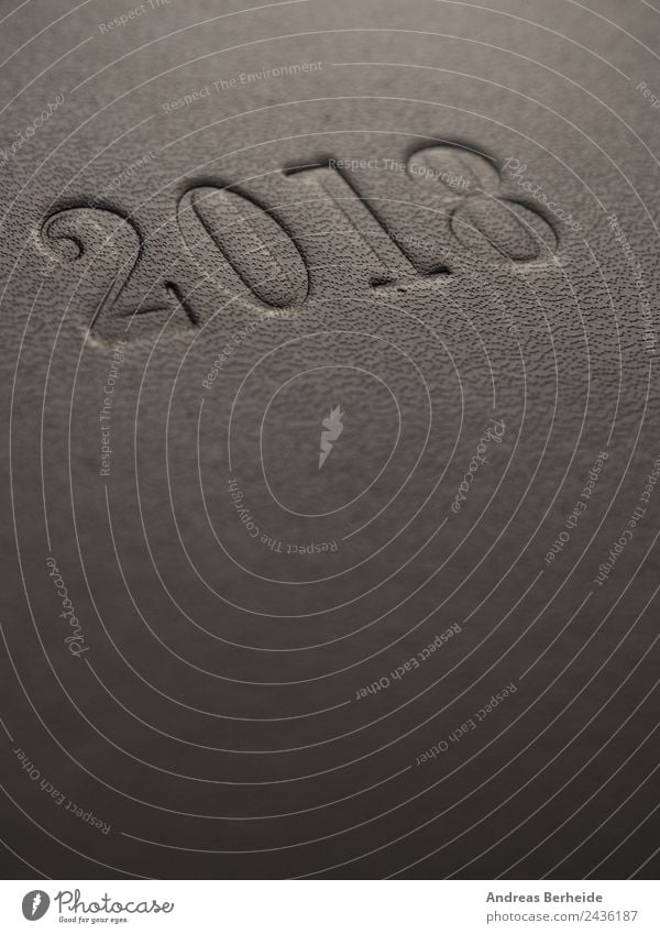 2018 auf schwarzem Kunstleder Stil Weihnachten & Advent Büro Business Schreibwaren Ziffern & Zahlen Zeit abstract anthracite Hintergrundbild black calendar card