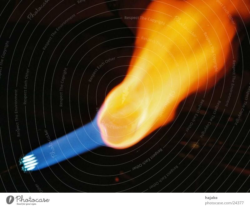 Feuer und Flamme Physik Handwerk Gas blau Glas Wärme Druck