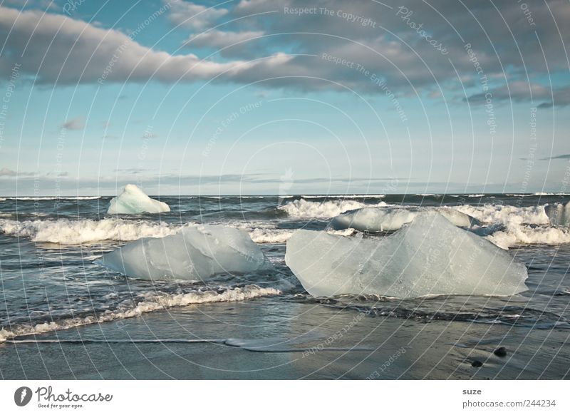 Iceland Ferien & Urlaub & Reisen Strand Meer Wellen Umwelt Natur Landschaft Urelemente Wasser Himmel Horizont Klima Klimawandel Eis Frost Küste kalt schwarz