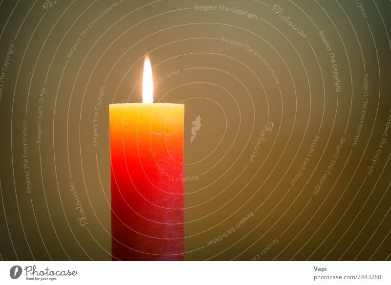 Kerzenlicht mit Flamme Erholung Meditation Dekoration & Verzierung Lampe Feste & Feiern Trauerfeier Beerdigung Kirche glänzend leuchten dunkel hell braun gelb