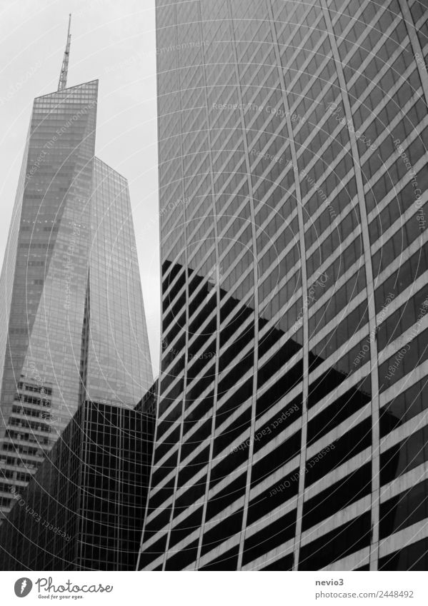 Hochäuser in New York Stadt Hauptstadt Stadtzentrum Hochhaus Bankgebäude Bauwerk Gebäude Architektur Fenster Sehenswürdigkeit Wahrzeichen elegant groß