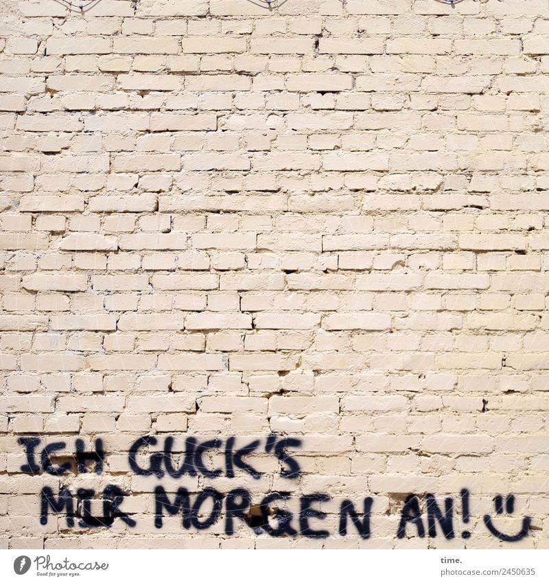 UT Dresden | Feierabend Mauer Wand Schriftzeichen Graffiti außergewöhnlich frech Freundlichkeit Fröhlichkeit nachhaltig Originalität positiv rebellisch
