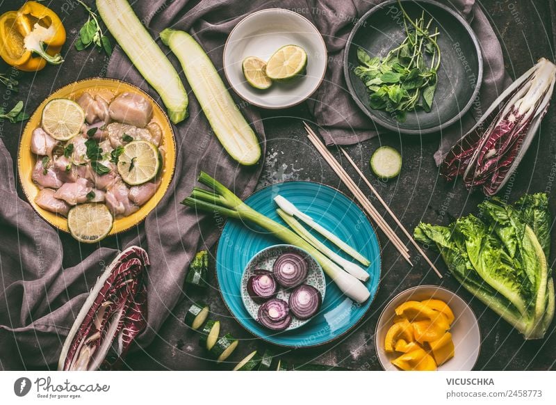 Fleisch und Gemüse für Grill Lebensmittel Kräuter & Gewürze Ernährung Picknick Bioprodukte Diät Geschirr Teller Schalen & Schüsseln Stil Design