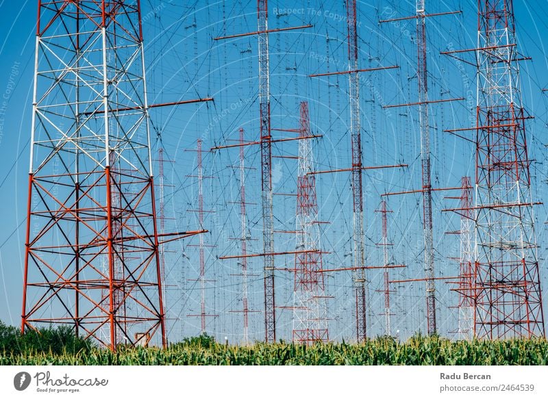 Hochspannungs-Strommast Strommast Turm elektrisch Kraft Spannung Höhe Elektrizität Übertragung Energie Linie Industrie Pylon Technik & Technologie Himmel
