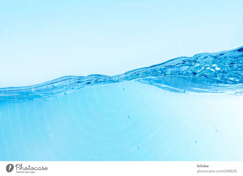 Wellenspiel Urelemente Wasser Sommer blau Freude Glück Reinlichkeit Sauberkeit Reinheit Bewegung Erfrischung tauchen Hintergrundbild Strukturen & Formen