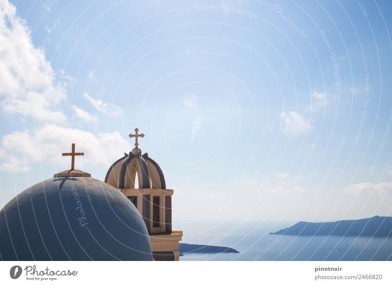 Kapelle mit Aussicht auf Santorini Ferien & Urlaub & Reisen Sommer Dorf Bauwerk Europa Griechenland horizontal Religion & Glaube Wahrzeichen Tourismus Gebäude