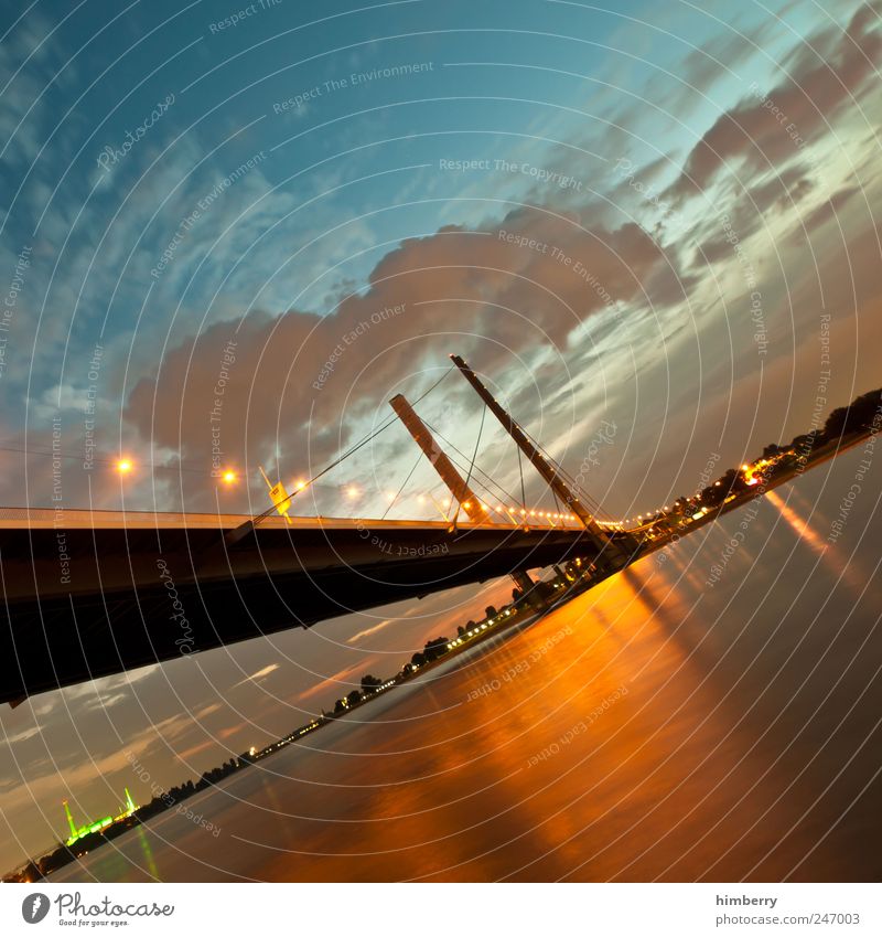 schlagseite Kunst Umwelt Himmel Wolken Nachthimmel Sonnenaufgang Sonnenuntergang Sonnenlicht Sommer Klima Wetter Schönes Wetter Düsseldorf Brücke Bauwerk