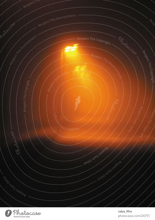 At Night Laterne Licht Nacht Nebel UFO unheimlich obskur orange Lichterscheinung