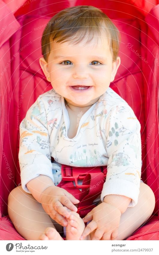 Lächelndes Baby sitzend Glück schön Gesicht Kind Mensch feminin Mädchen Kindheit Körper 1 0-12 Monate rot Fröhlichkeit Kaukasier Menschen Sitz Kulisse süß