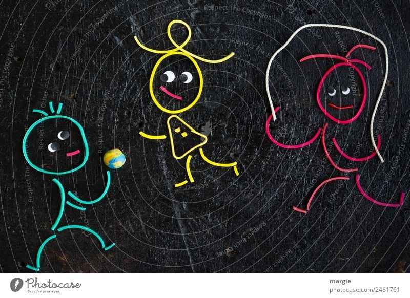 Gummiwürmer: Kinderspiele Freizeit & Hobby Spielen Sport Fitness Sport-Training Mensch maskulin feminin androgyn Kleinkind Mädchen Junge 3 braun gelb grün rot