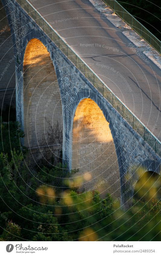 #A# Brückengold Umwelt ästhetisch Frankreich Provence Sonnenlicht Sonnenstrahlen Abenddämmerung Brückengeländer Brückenpfeiler Brückenbau Straße Straßenverkehr