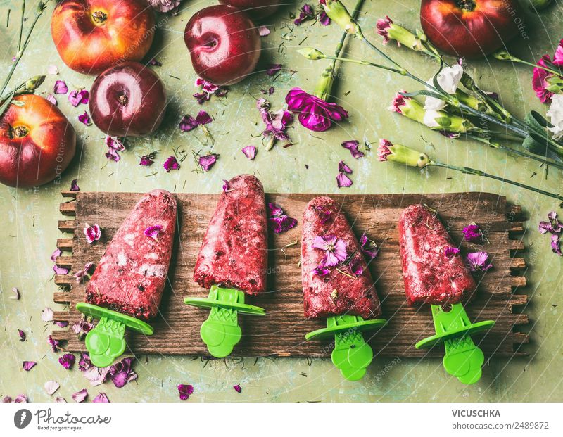 Hausgemachte Obsteis am Stiel Lebensmittel Frucht Dessert Ernährung Bioprodukte Stil Design Gesunde Ernährung Sommer Häusliches Leben Garten Tisch Küche
