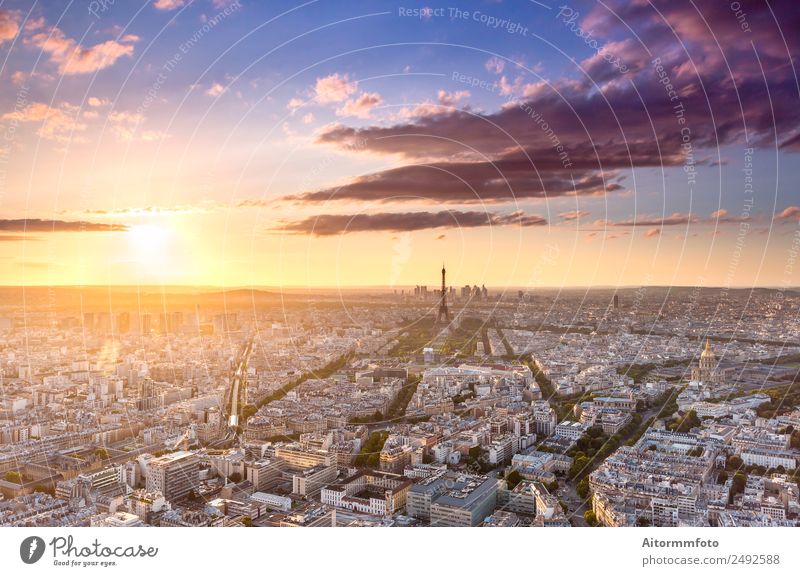 Stadtlandschaft in Paris von oben bei Sonnenuntergang schön Ferien & Urlaub & Reisen Tourismus Ausflug Sightseeing Städtereise Kultur Landschaft Himmel Horizont