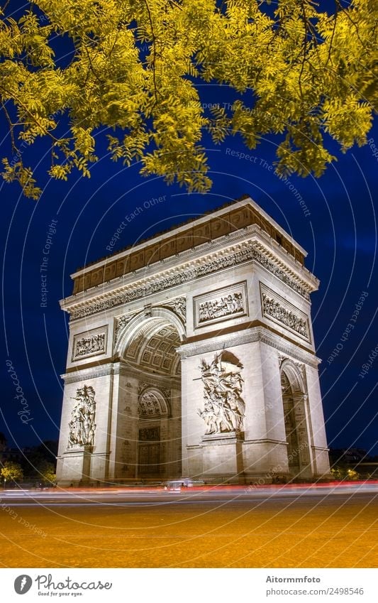 Arc de triomphe in Paris bei blauem Himmel bei Nacht Ferien & Urlaub & Reisen Tourismus Sightseeing Kultur Landschaft Architektur Denkmal Straße dunkel