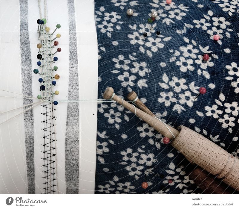 Klöppelmuster Kunst Klöppeln Textilien Handarbeit Stecknadel Nähgarn klein nah Vorsicht Gelassenheit geduldig ruhig Selbstbeherrschung fleißig diszipliniert